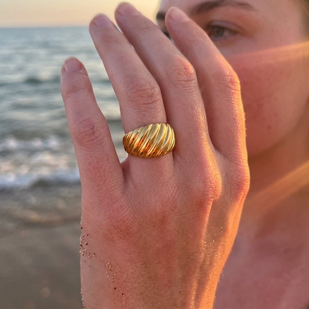 Geribbelde Bolle Ring