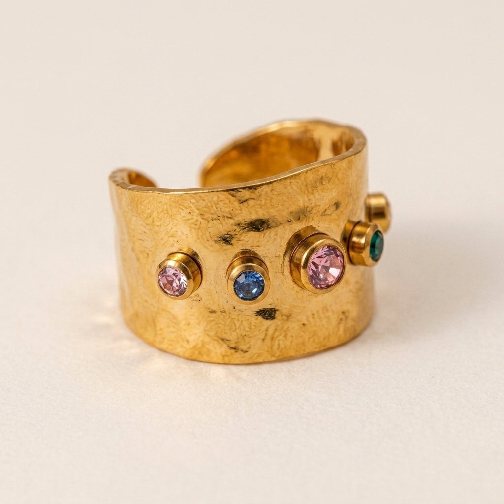 Getextureerde Ring met Edelstenen