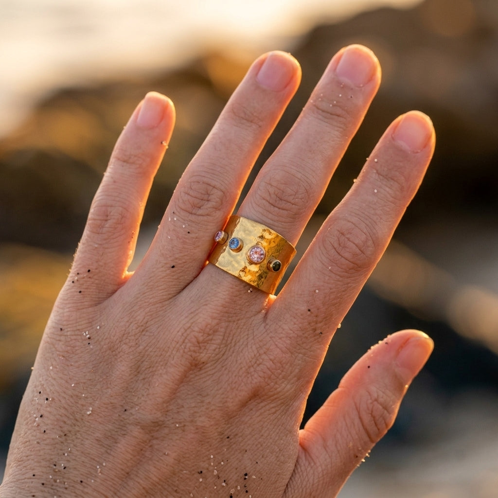 Getextureerde Ring met Edelstenen
