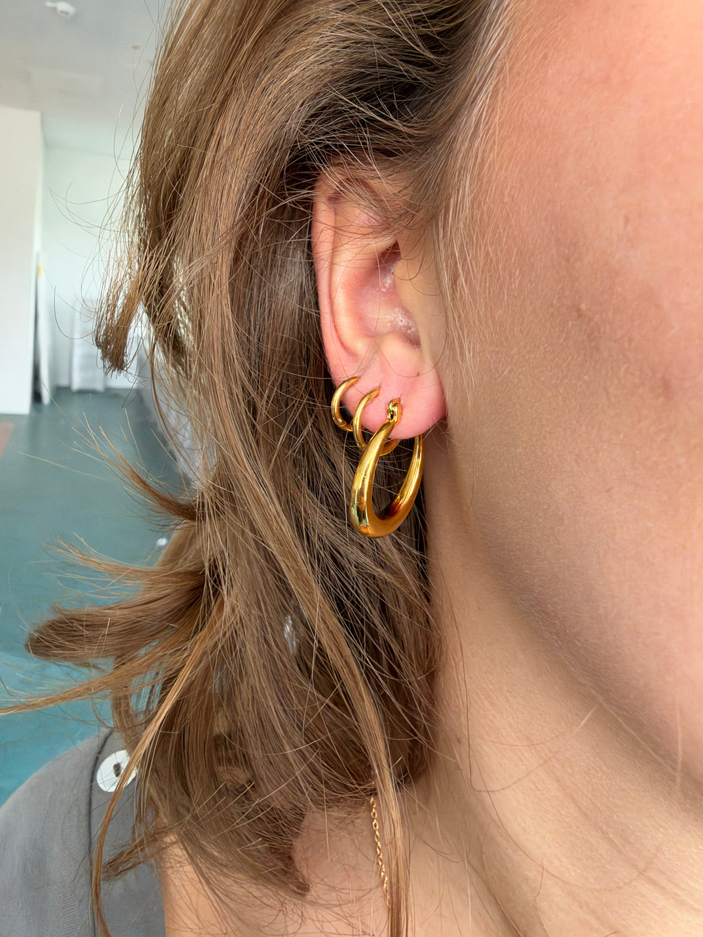 Gepolijste Huggie Hoops Oorbellen