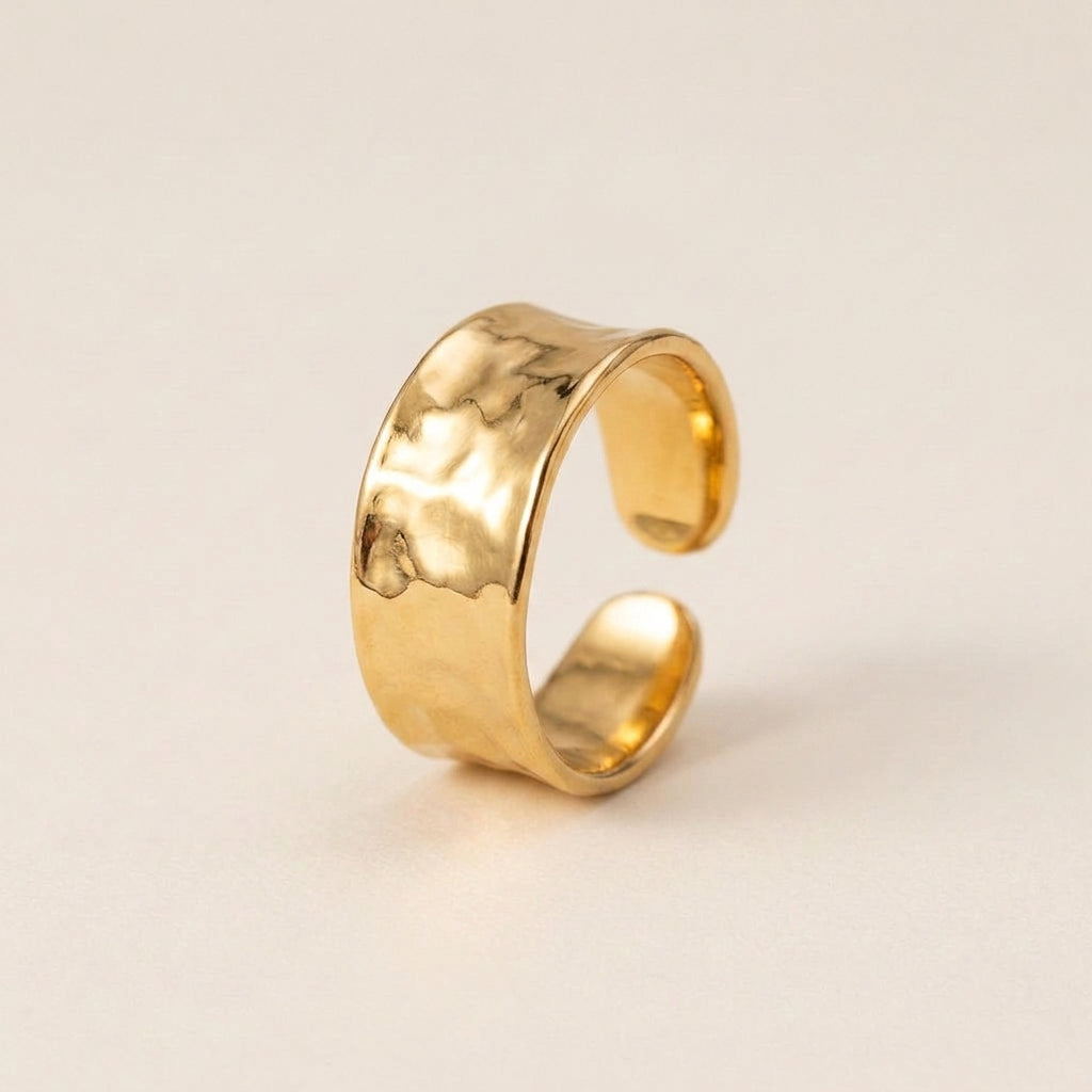 Kleine Geslagen Ring