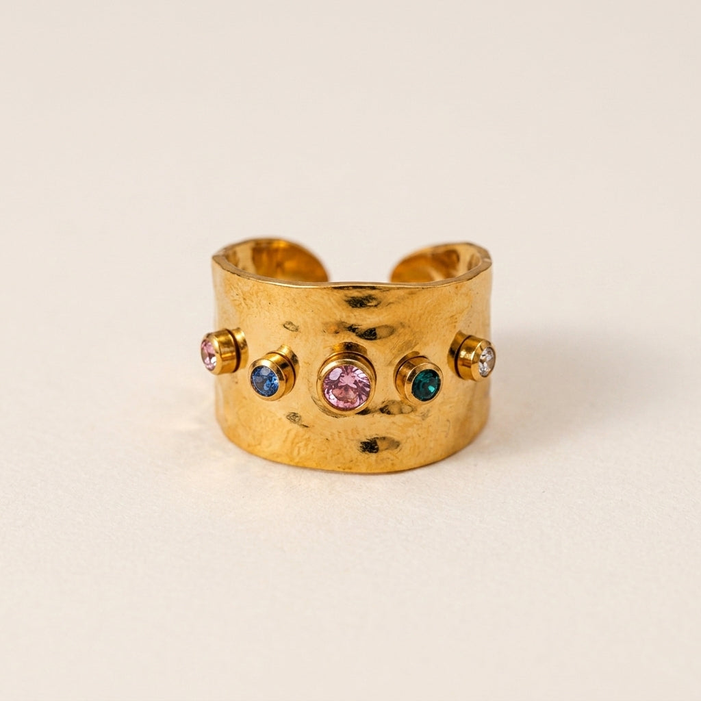 Getextureerde Ring met Edelstenen