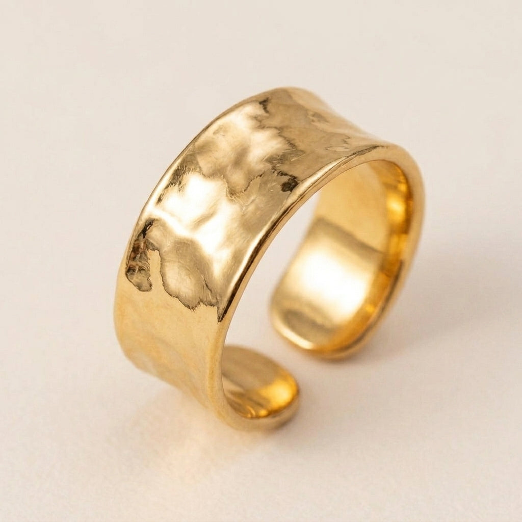Kleine Geslagen Ring